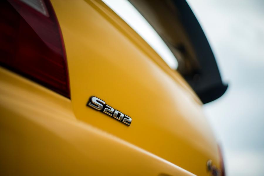 Детали экстерьера Subaru Impreza STI S202 2002 года  (фото 8 из 10)